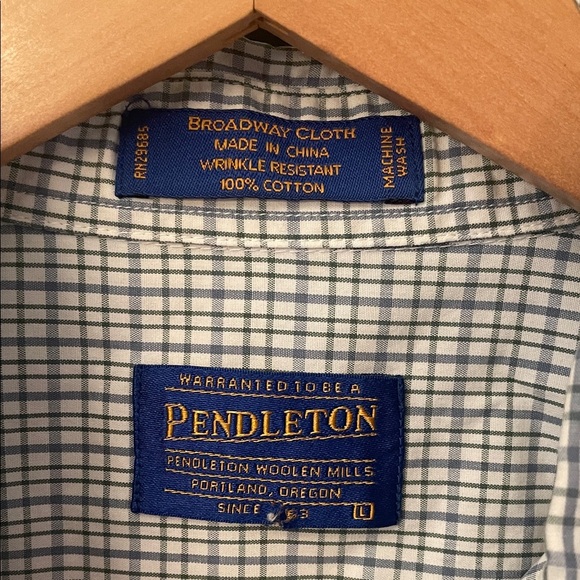 Pendleton Broadway Cloth Mens L Blue and White Checkered Button-Down Shirt - Picture 2 of 7
